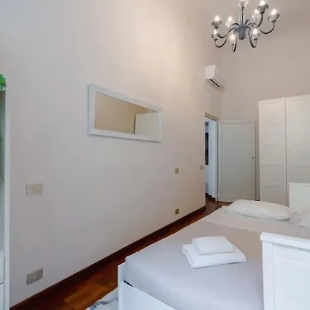 Apartment Cellini's House 3 Minuti Dal Duomo Florence